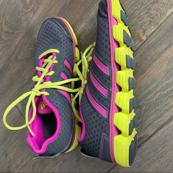 Adidas - Liquid 2 - Women's 7.0 - G66069 - Picture 3 of 5